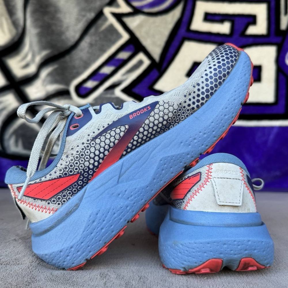 Size‎ 8 - Brooks Womens Caldera 6 Trail Shoes Blue Gray Red - Picture 12 of 15